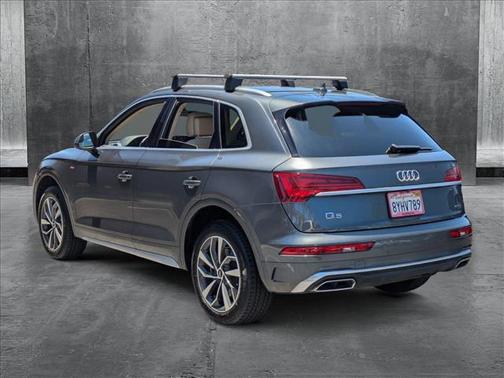 2022 Audi Q5 45 S line Premium
