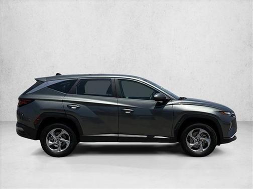 Amazon Gray 2022 Hyundai TUCSON SE