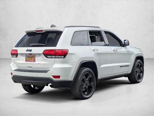 Bright White Clearcoat 2019 Jeep Grand Cherokee Upland