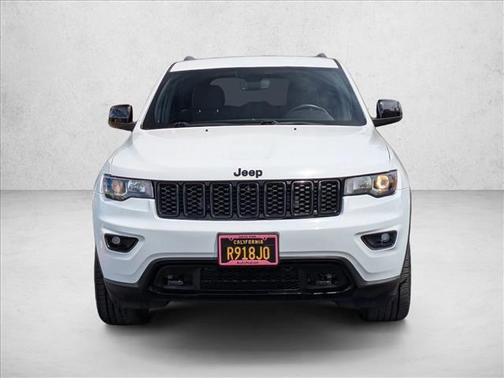 Bright White Clearcoat 2019 Jeep Grand Cherokee Upland