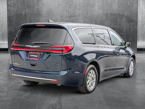 2025 Chrysler Pacifica L