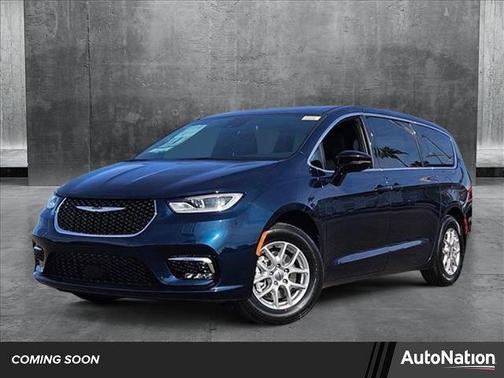 2025 Chrysler Pacifica L