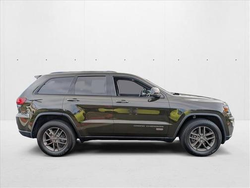 2017 Jeep Grand Cherokee 75th Anniversary Edition 4x2