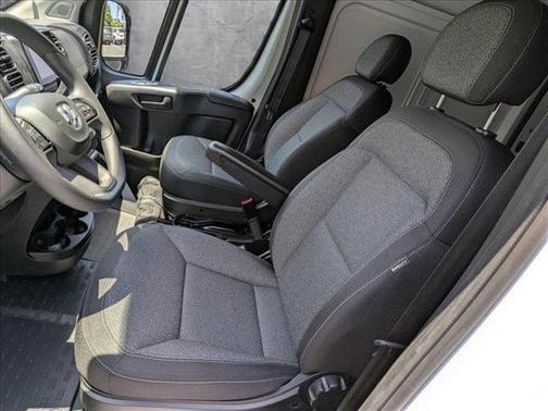 2025 RAM ProMaster 2500 Tradesman