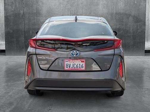 2021 Toyota Prius Prime LE