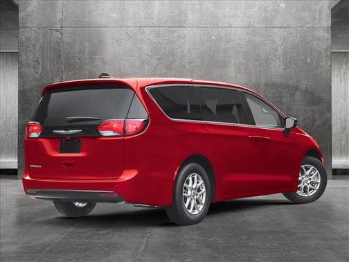 2025 Chrysler Voyager LX
