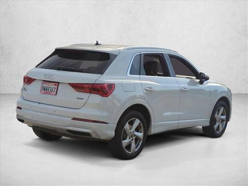 2022 Audi Q3 40 Premium