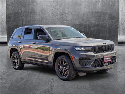 2025 Jeep Grand Cherokee Altitude