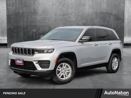 2022 Jeep Grand Cherokee Laredo