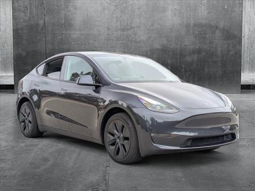 2024 Tesla Model Y Long Range Dual Motor All-Wheel Drive
