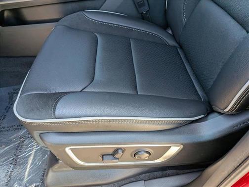 Molten Red Pearlcoat 2026 RAM 1500 Laramie
