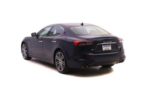 2022 Maserati Ghibli Modena Q4