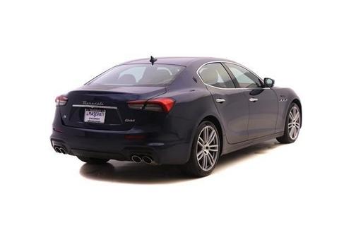 2022 Maserati Ghibli Modena Q4