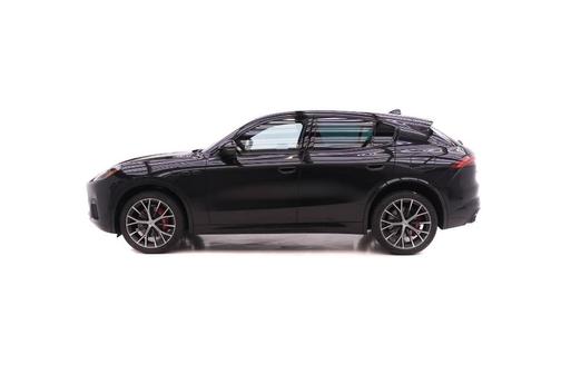 Nero Noctis 2026 Maserati Grecale Modena
