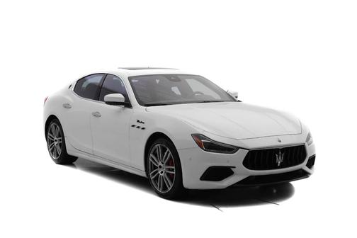 2022 Maserati Ghibli Modena Q4