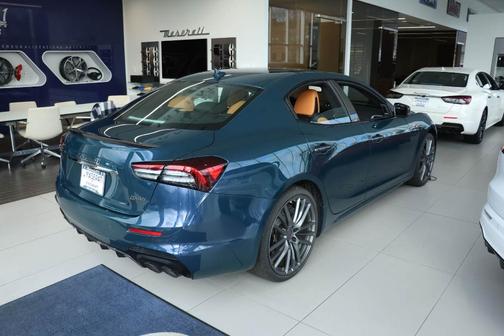 2024 Maserati Ghibli Trofeo 334 Ultima