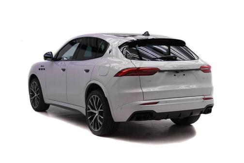 Bianco 2026 Maserati Grecale Modena