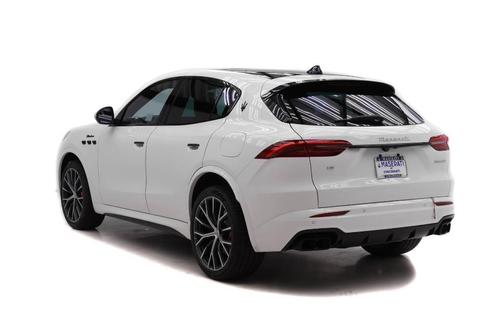 2026 Maserati Grecale Modena