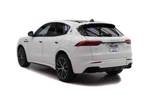 2026 Maserati Grecale Modena