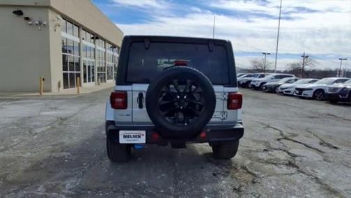 2023 Jeep Wrangler 4xe Sahara 4x4