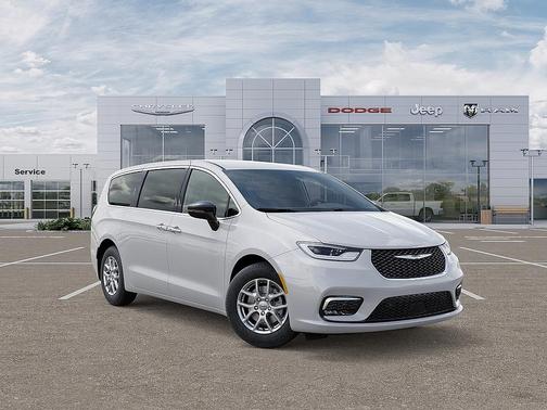 Bright White Clearcoat 2026 Chrysler Pacifica L