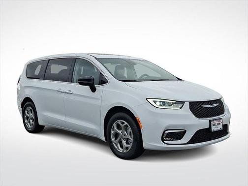 2024 Chrysler Pacifica Limited AWD
