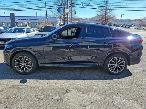 Carbon Black Metallic 2026 BMW X6 xDrive40i