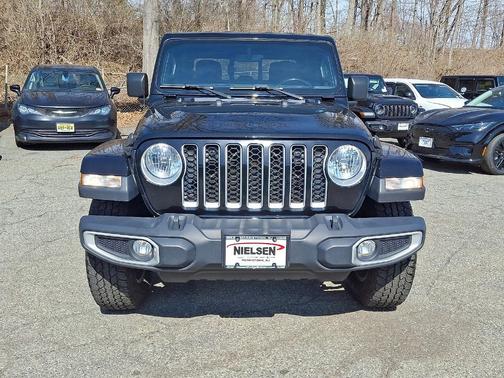 Black Clearcoat 2021 Jeep Gladiator Overland