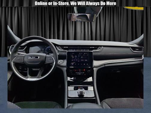 Bright White Clearcoat 2025 Jeep Grand Cherokee Altitude