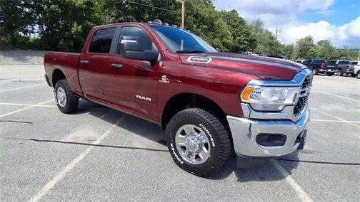 2024 RAM 2500 Big Horn Crew Cab 4x4 64' Box