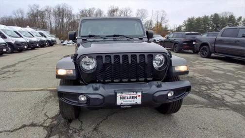 2022 Jeep Gladiator Altitude 4x4