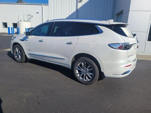 2023 Buick Enclave Avenir AWD