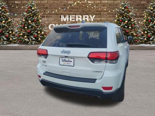 2020 Jeep Grand Cherokee Laredo