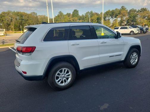 2020 Jeep Grand Cherokee Laredo