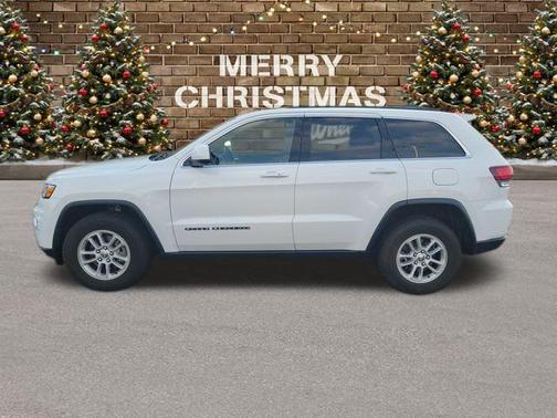 2020 Jeep Grand Cherokee Laredo