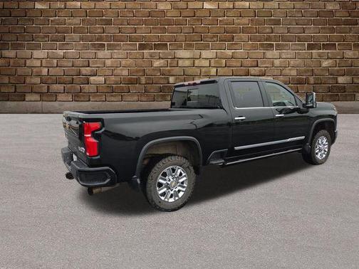 2024 Chevrolet Silverado 3500 High Country