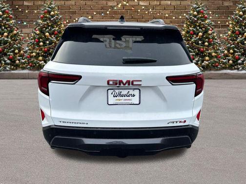2026 GMC Terrain AWD AT4
