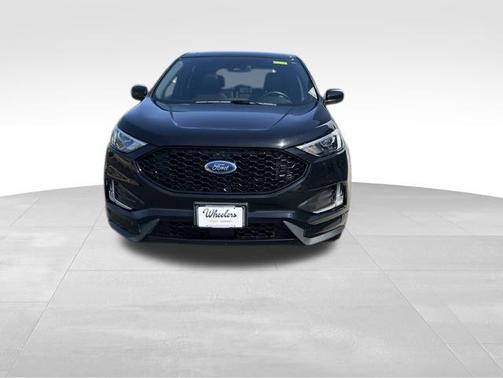 Agate Black Metallic 2023 Ford Edge ST Line