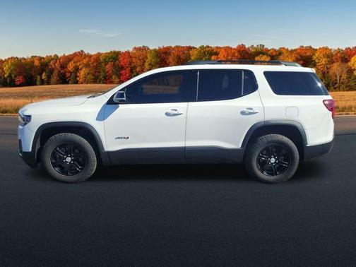 2021 GMC Acadia AWD AT4
