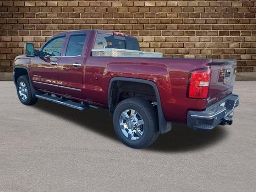 2017 GMC Sierra 2500 SLT