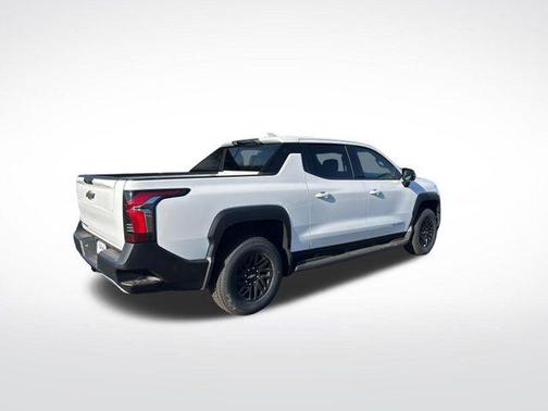2025 Chevrolet Silverado EV LT