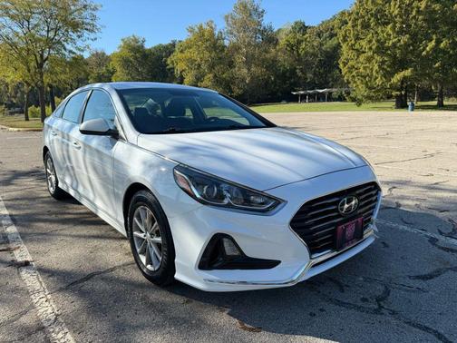 2018 Hyundai SONATA SE