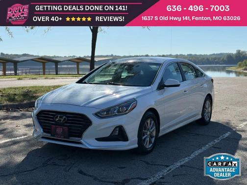 2018 Hyundai SONATA SE