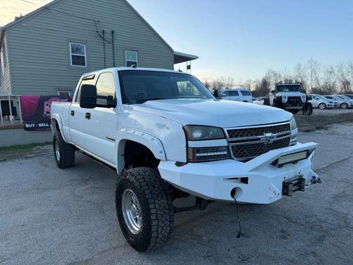 2005 Chevrolet Silverado 2500 LT H/D Crew Cab