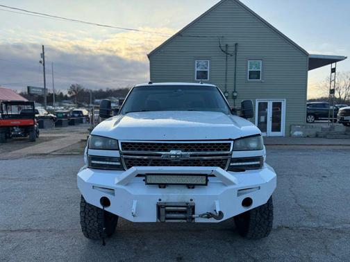 2005 Chevrolet Silverado 2500 LT H/D Crew Cab