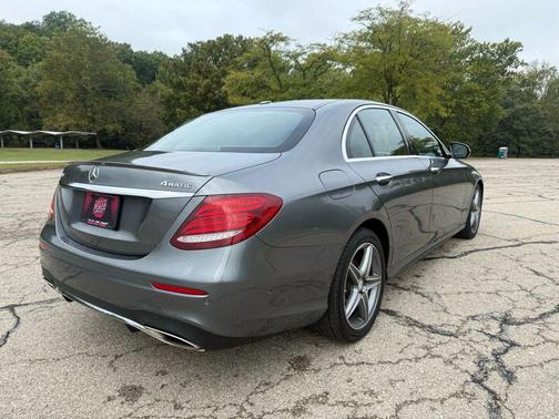 2017 Mercedes-Benz E-Class E 300 4MATIC Sedan 4D