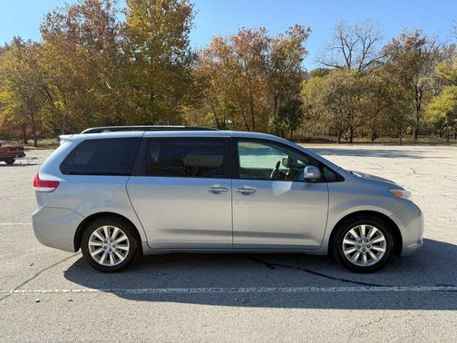 2014 Toyota Sienna Limited