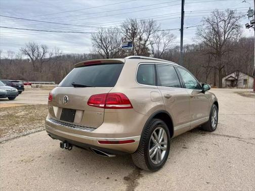 2016 Volkswagen Touareg TDI Lux