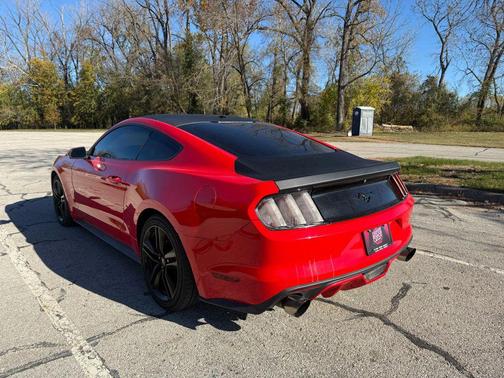 2017 Ford Mustang EcoBoost Premium