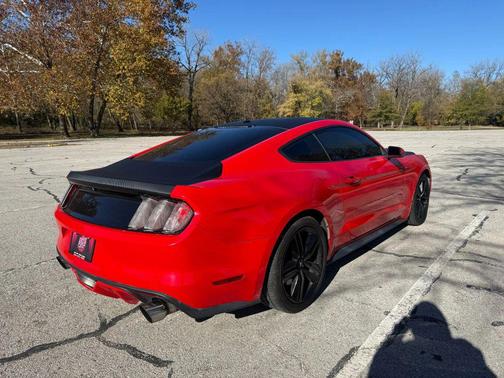 2017 Ford Mustang EcoBoost Premium